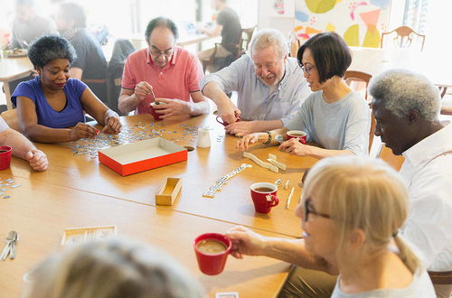 藍(lán)海康屯 構(gòu)建一站式智慧養(yǎng)老服務(wù)體系，引領(lǐng)養(yǎng)老服務(wù)新未來(lái)